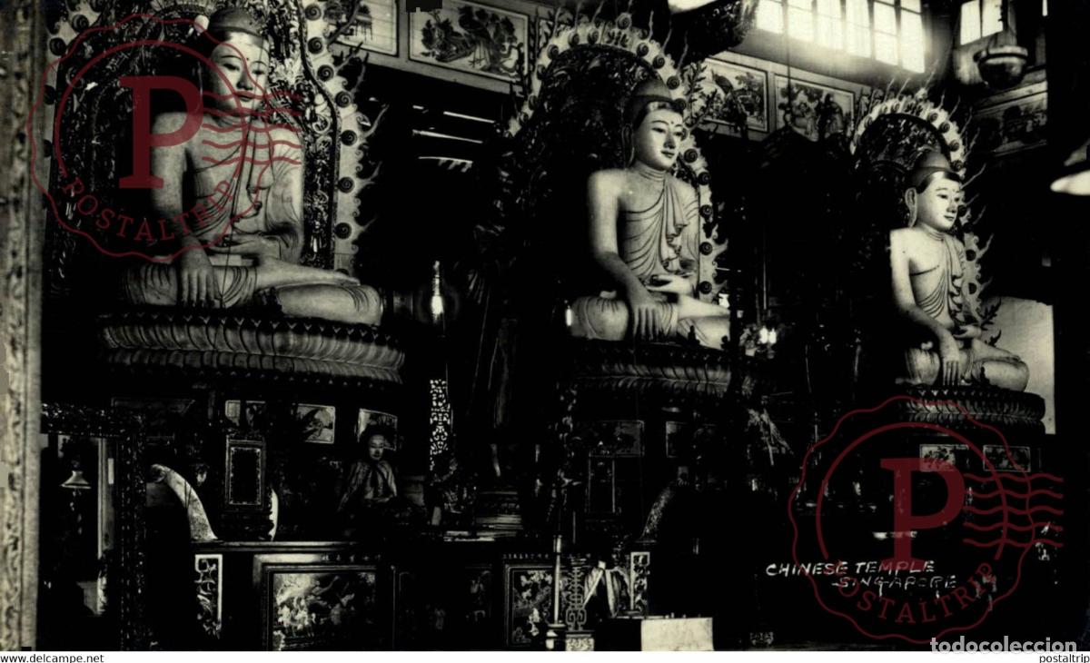 Postkarten: INTERIOR OF CHINESE TEMPLE BUDDHAS RPPC SINGAPORE SINGAPUR ASIA