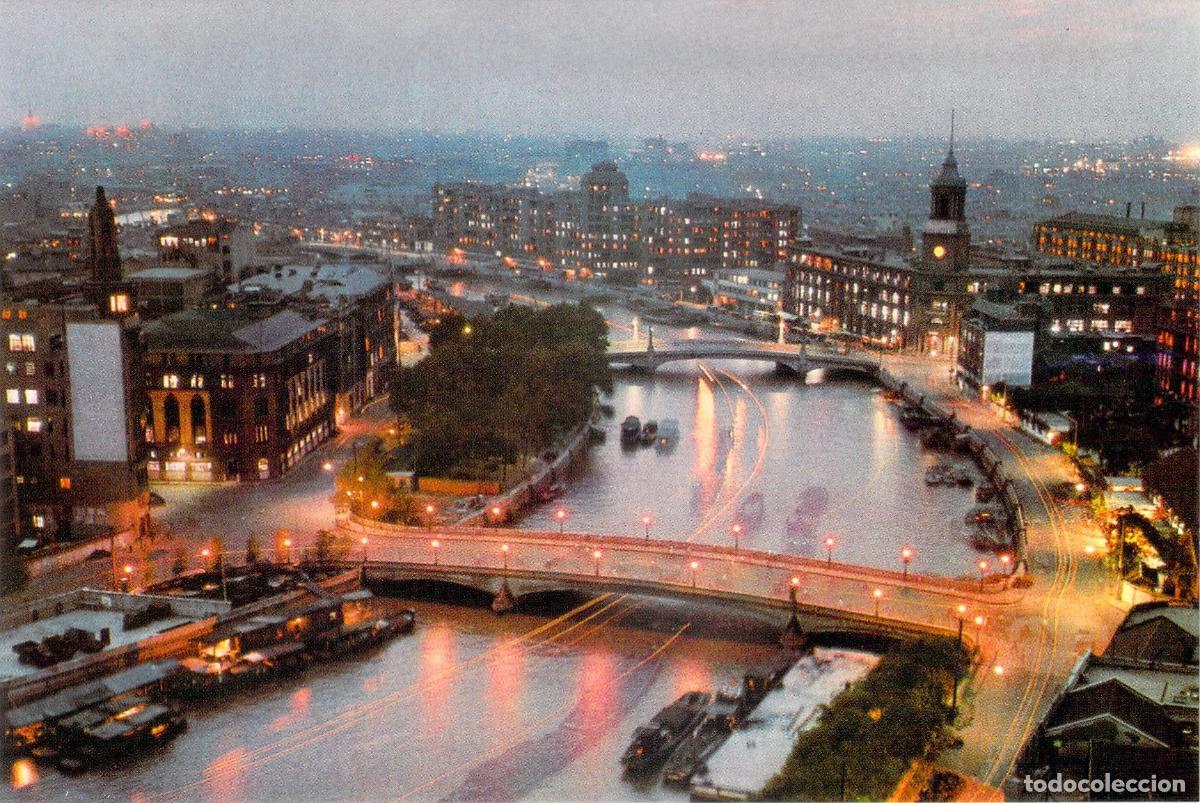 Cartes Postales: Postal de Vista Nocturna del Suzhou Creek en Shanghai