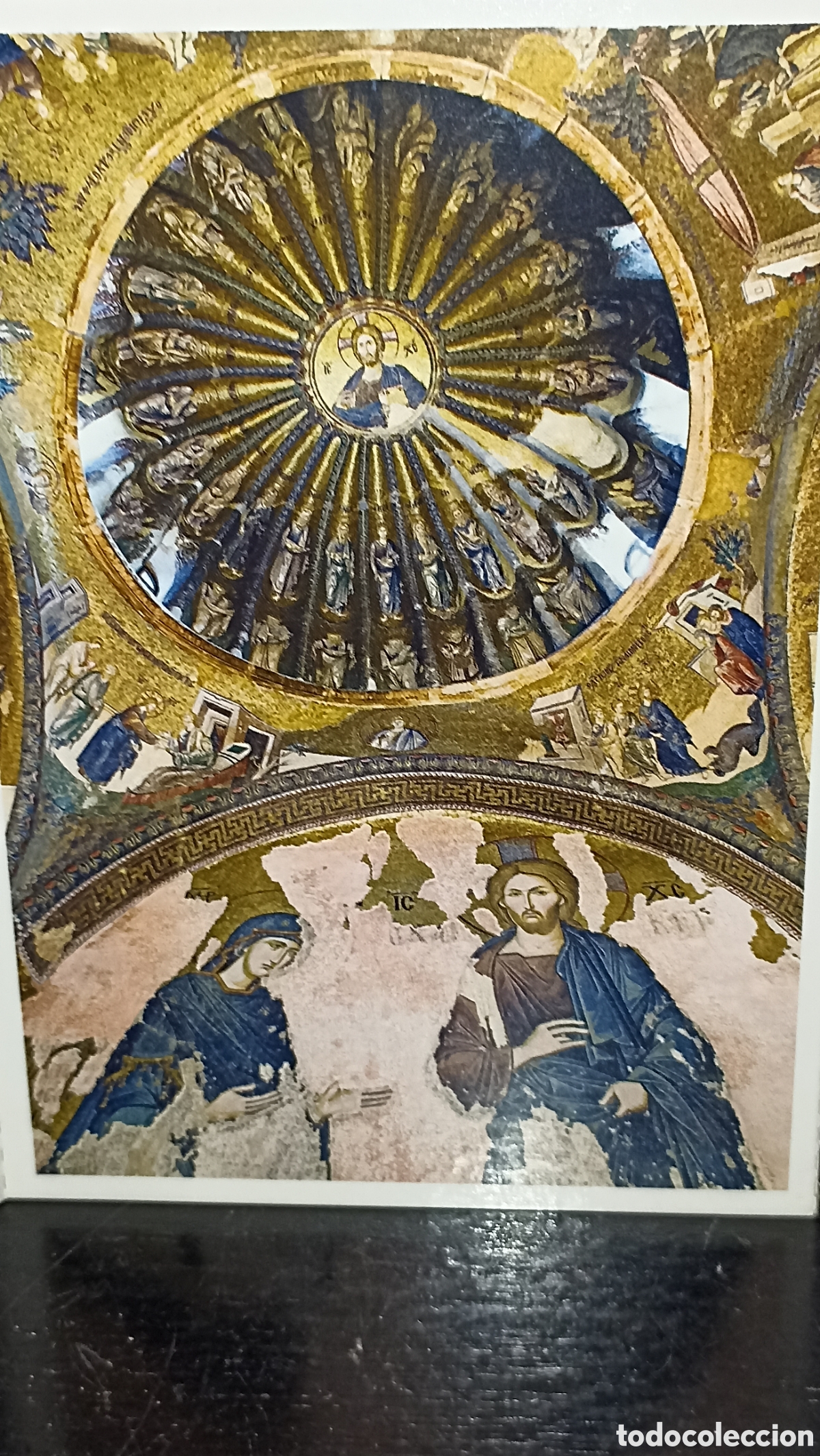 Postkarten: En la vista interior de c&uacute;pula del templo