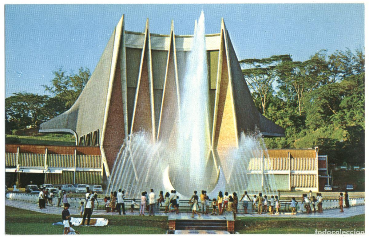 Postales: SINGAPORE_National Theatre & Water Fountain_SW / Teatros Asia