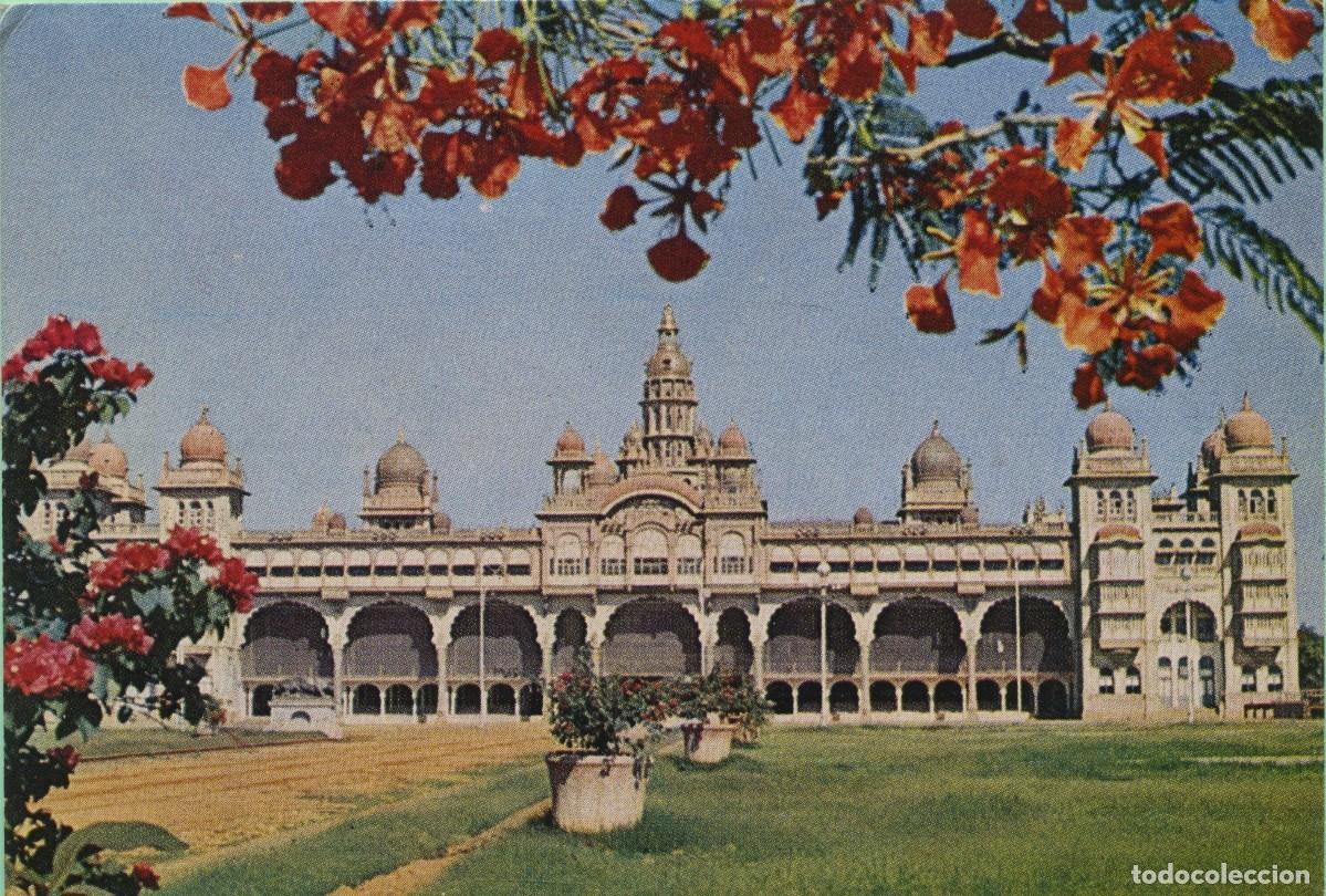 Postales: MYSORE PALACE. India. View from East. Sin circular. 1978. ED. DIRECTORTE OF ARCHAEOLOGY & MUSEUMS