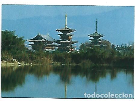 Postales: SALON PRINCIPAL Y PAGODA DE TRES PISOS DEL TEMPLO BUDISTA &rdquo; YAKUSHIJI &rdquo; EN NARA.- JAPON