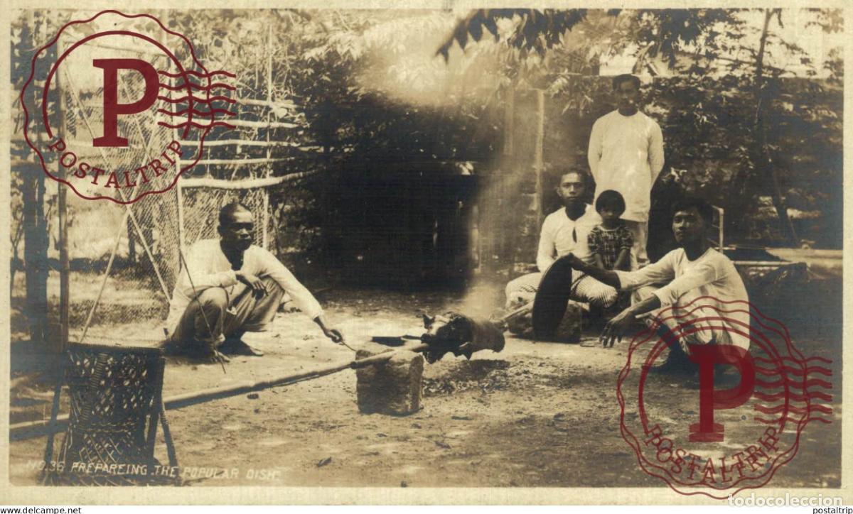 Postales: FILIPINAS. PHILIPPINES. RPPC. FOTOGRAFICA. PREPAREING THE POPULAR DISH.