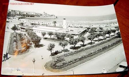 Postcards: ANTIGUA POSTAL DE GIJON (ASTURIAS) - NAUTICO Y PLAYA - ED. ARRIBAS