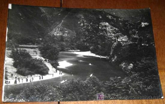 Cartoline: ANTIGUA FOTO POSTAL DE DESCENSO DEL RIO SELLA (ASTURIAS) - PIRAGUISMO - 106 -A&Ntilde;OS 50-60 - EDICIONES