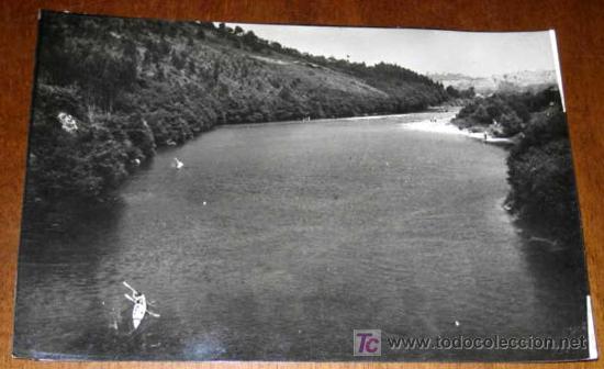 Cartoline: ANTIGUA FOTO POSTAL DE DESCENSO DEL RIO SELLA (ASTURIAS) - PIRAGUISMO - 3 -A&Ntilde;OS 50-60 - UN MOMENTO D