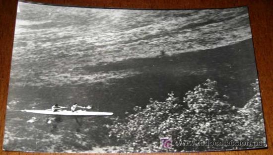 Cartoline: ANTIGUA FOTO POSTAL DE DESCENSO DEL RIO SELLA (ASTURIAS) - PIRAGUISMO - 108 -A&Ntilde;OS 50-60 - UN MOMENTO