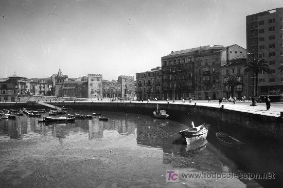 Postales: GIJ&Oacute;N. EL MUELLE. - Foto 1