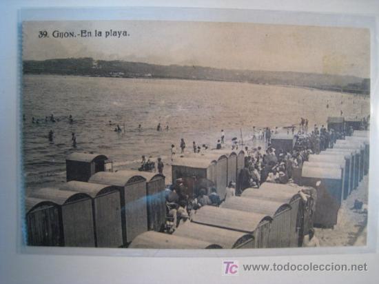 Cartoline: POSTAL ANTIGUA GIJON: EN LA PLAYA (39)