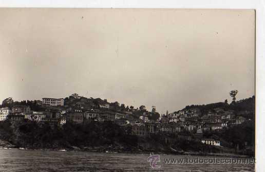 Postales: 10 LASTRES - VISTA DESDE EL MAR - Foto 1