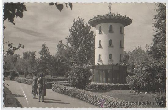 Cartes Postales: POSTAL DE GIJON PARQUE ISABEL LA CATOLICA PALOMAR