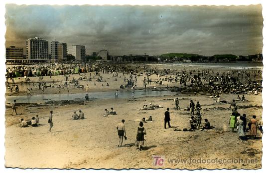 Postales: GIJON, LA PLAYA,   P24723 - Foto 1
