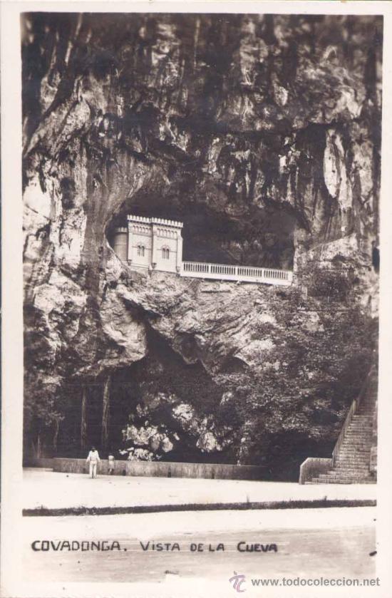 Postcards: COVADONGA(ASTURIAS).-VISTA DE LA CUEVA
