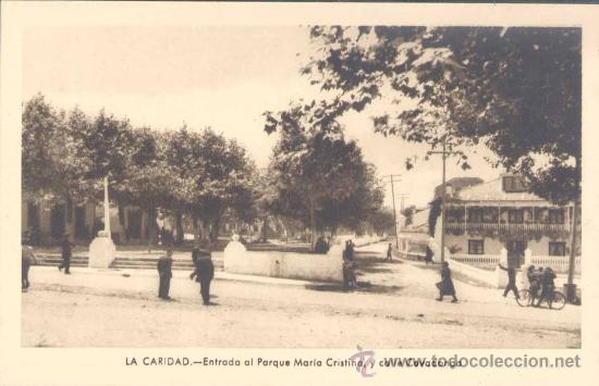 Postcards: LA CARIDAD (ASTURIAS).-ENTRADA AL PARQUE DE MARIA CRISTINA Y CALLE COVADONGA