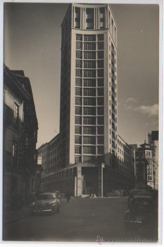 Postales: TARJETA POSTAL DE OVIEDO EDIFICIO &ldquo;LA GIRAFA&rdquo; ASTURIAS - Foto 1