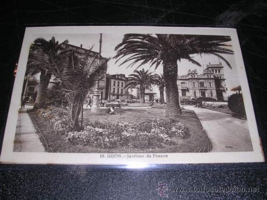 Postcards: 10.- GIJON -JARDINES DE FRANCO-L.ROISIN FOT. 14X9 CM.