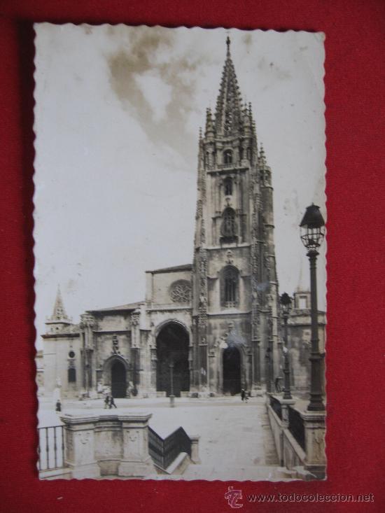 Postales: OVIEDO - LA CATEDRAL - Foto 1