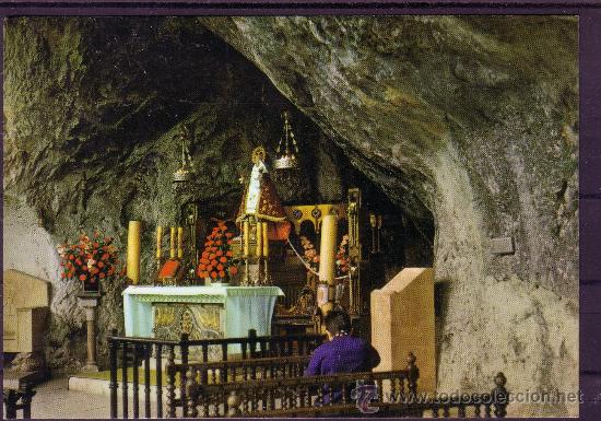 Postales: COVADONGA - ASTURIAS - INTERIOR DE LA GRUTA - Foto 1