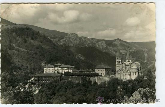 Postales: POSTAL COVADONGA VISTA GENERAL - Foto 1