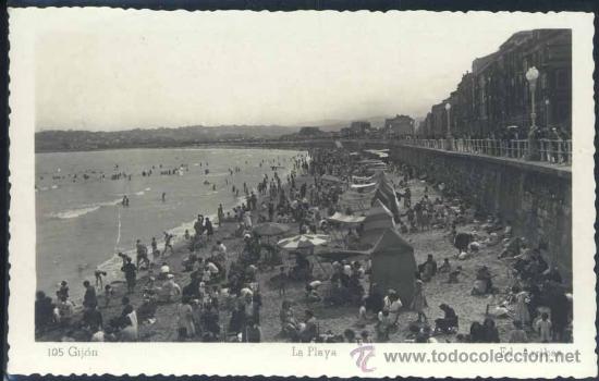 Postales: GIJ&Oacute;N (ASTURIAS).- LA PLAYA - Foto 1