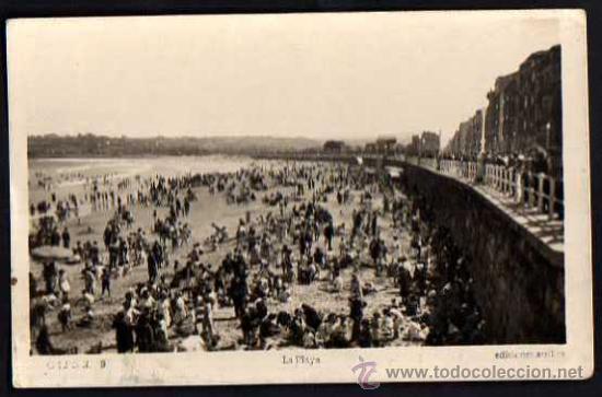 Postales: Gijon. La Playa. Circulada 1947 - Foto 1