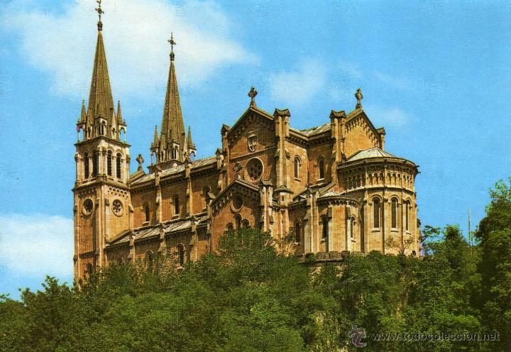 Postales: COVADONGA (ASTURIAS) - BASILICA - Foto 1