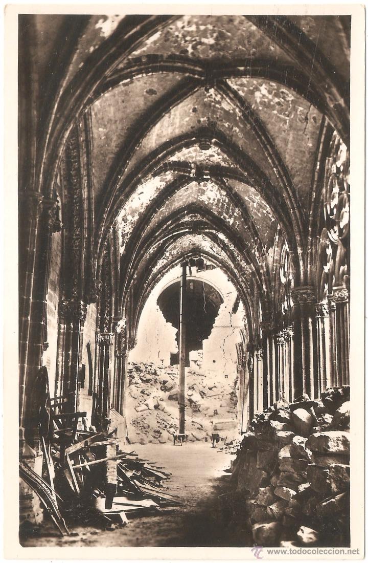 Postales: Oviedo Claustro de la Catedral en ruinas - Foto 1