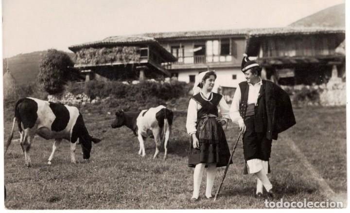 Postales: FLOKLORE ASTUR CORTEJANDO POSTAL EDICIONES ALARDE - Foto 1