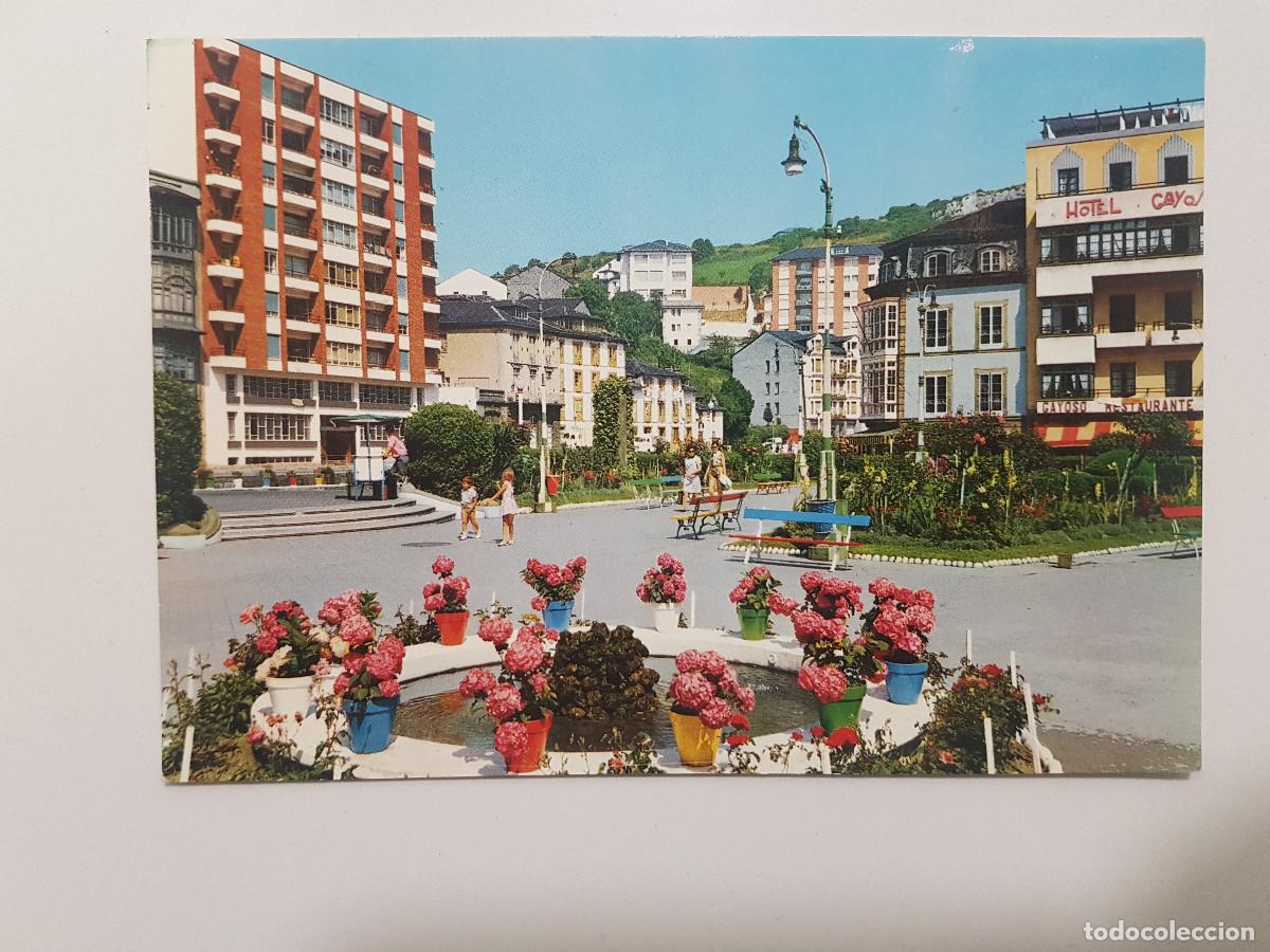Postales: POSTAL LUARCA PLAZA DEL GENERAL&Iacute;SIMO. 1970. SIN CIRCULAR - Foto 1