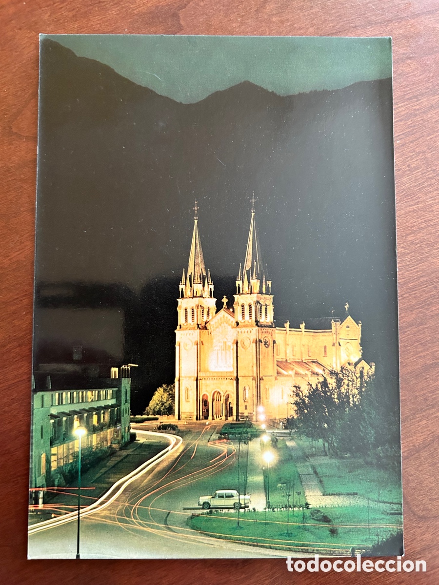 Postcards: 2 POSTALES DE COVADONGA. SIN CIRCULAR.