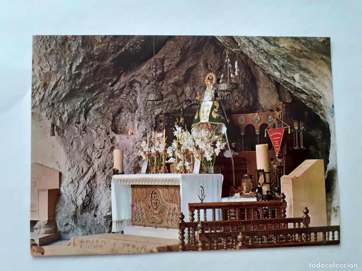 Postales: POSTAL - COVADONGA INTERIOR DE LA CRUTA - 47 - S/C - Foto 1