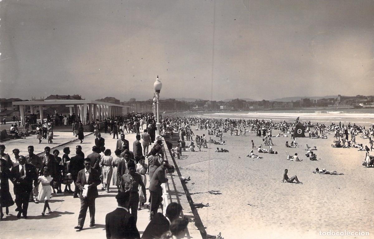 Postales: Postal de la Playa de San Lorenzo en Gij&oacute;n, Asturias