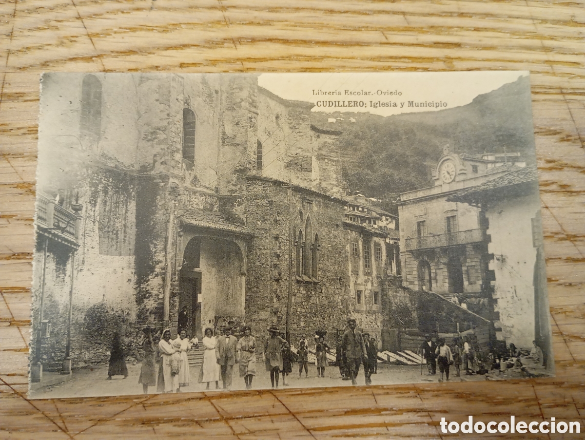 Postales: CUDILLERO (ASTURIAS) - IGLESIA Y MUNICIPIO - FOTOTIPIA DE HAUSER Y MENET, MADRID