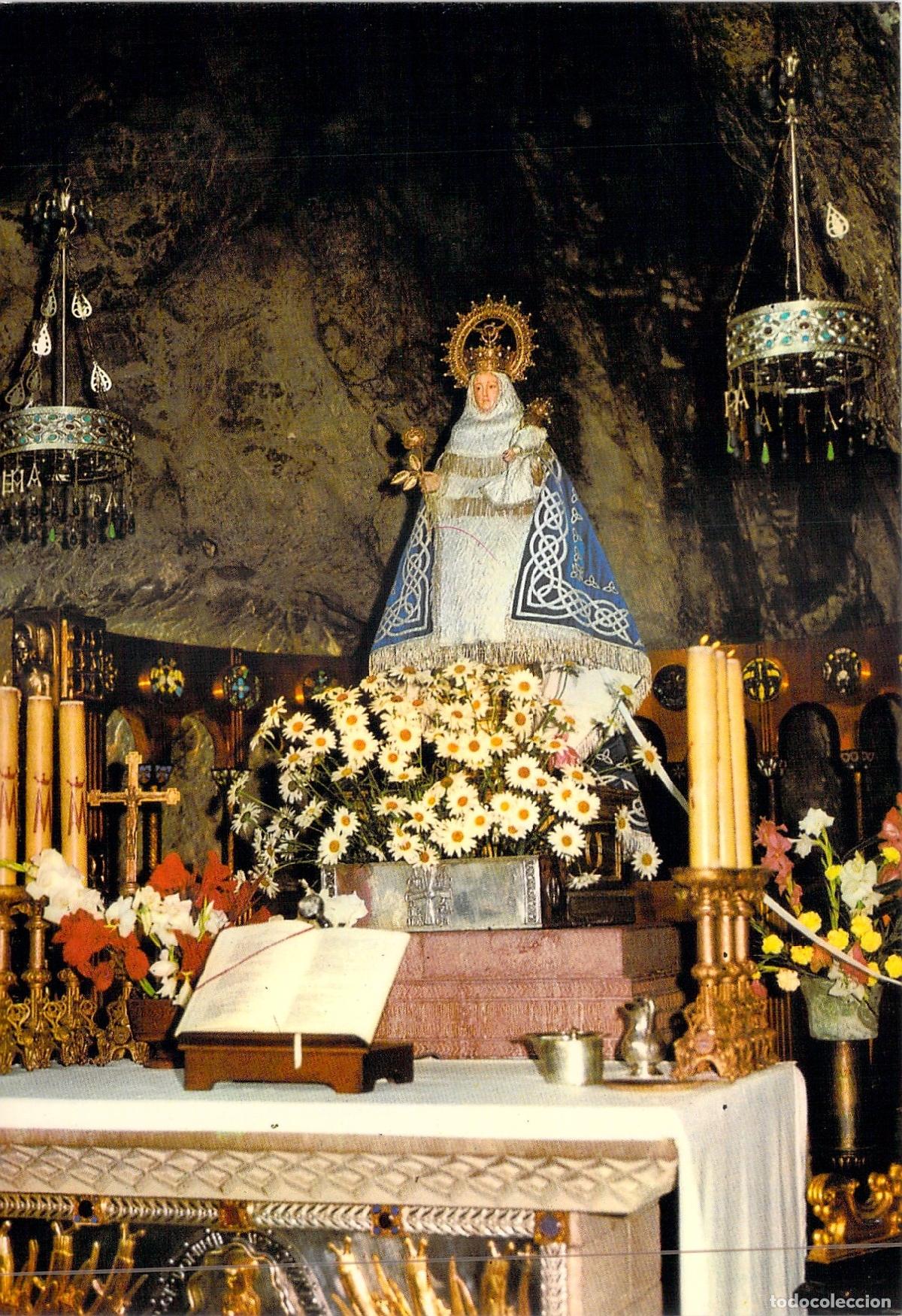 Postales: Postal de la Virgen de Covadonga en la Santa Cueva, Asturias