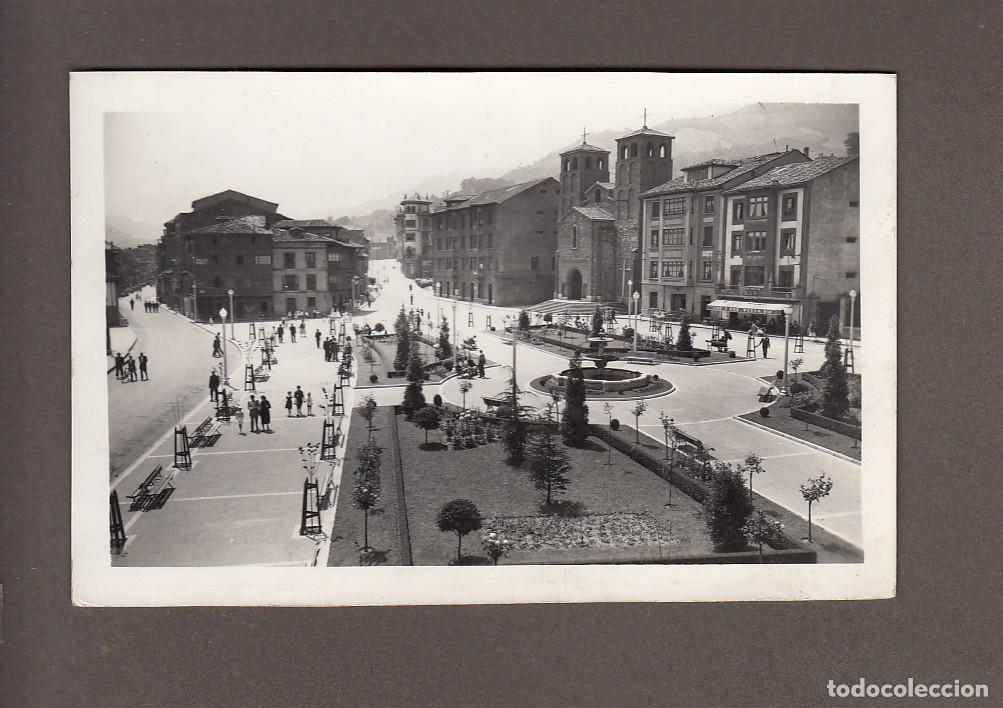 Postales: POLA DE LENA (ASTURIAS).- PARQUE Y CALLES GENERALISIMO Y VITAL AZA