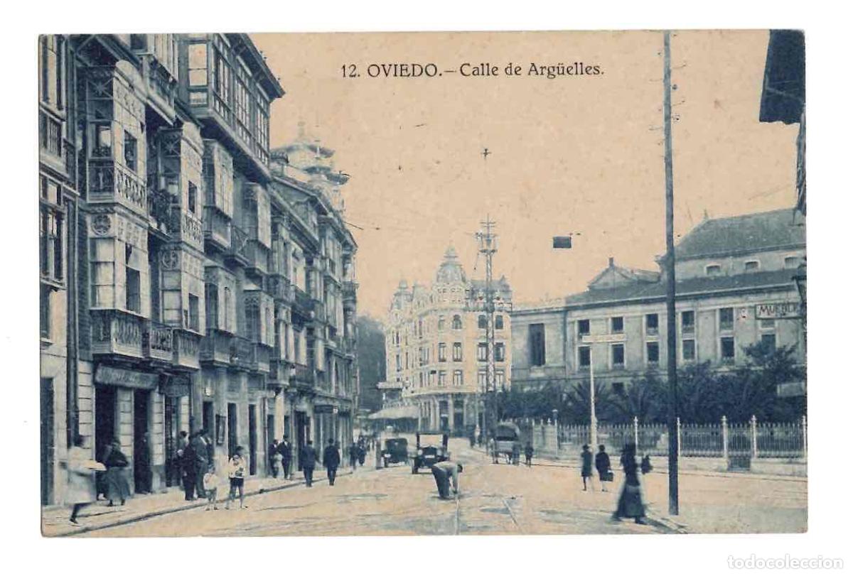 Postales: TARJETA POSTAL OVIEDO 12 CALLE DE ARG&Uuml;ELLES. LIBRERIA LA ESFERA. FOTOS GALMES