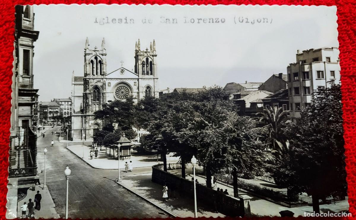 Postcards: Gij&oacute;n. Calle Covadonga &eacute; Iglesia de San Lorenzo . Fotogr&aacute;fica