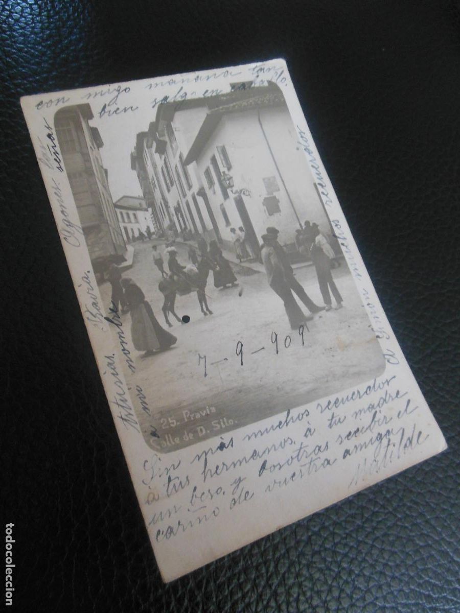 Postales: TARJETA POSTAL FOTOGR&Aacute;FICA DE PRAVIA CALLE DE D. SILO 1909 OVIEDO ASTURIAS