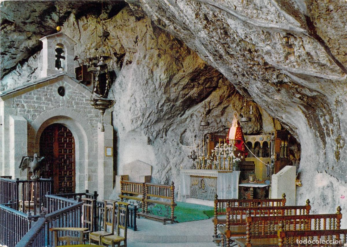 Postales: Postal de la Santa Cueva de Covadonga y la Virgen, Asturias
