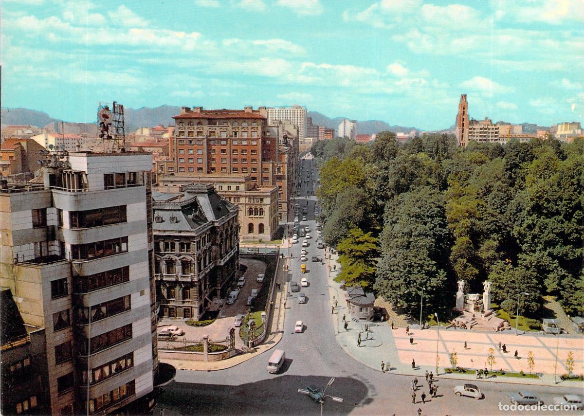 Postales: Postal de Oviedo Vista A&eacute;rea del Campo de San Francisco