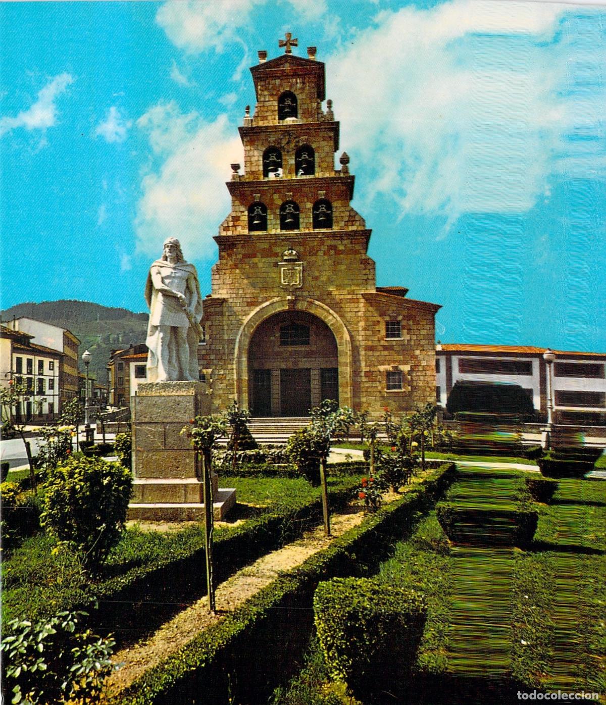 Cartes Postales: Postal de Cangas de On&iacute;s con Iglesia y Monumento a Don Pelayo