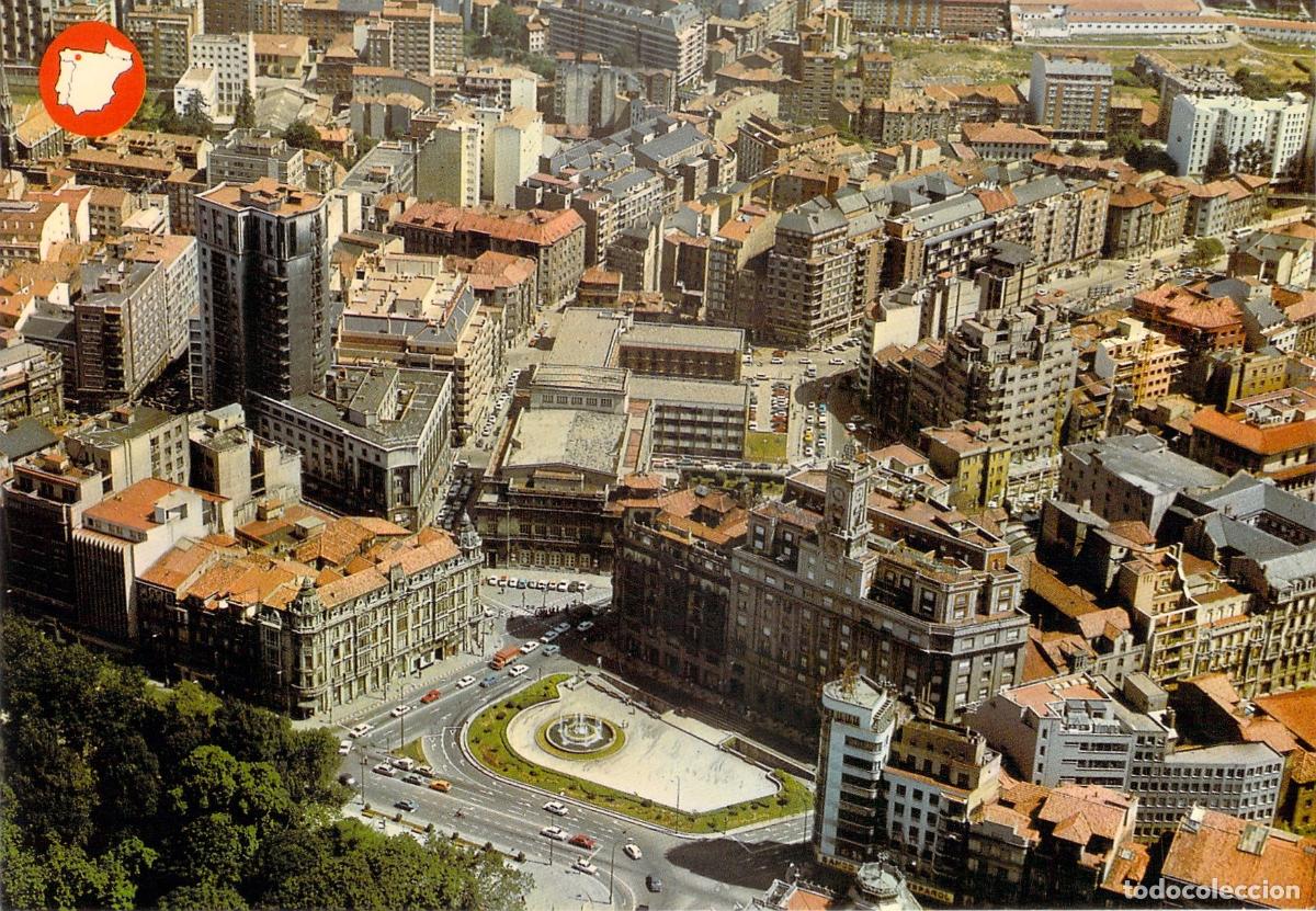 Postales: Postal de la Vista A&eacute;rea de Oviedo con Plaza de la Escandalera