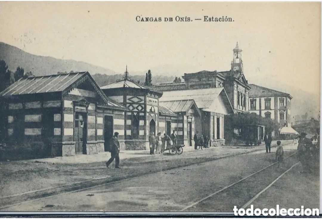 Postales: CANGAS DE ON&Iacute;S (ASTURIAS) - ESTACI&Oacute;N - CASA LUIS SAUS, MADRID