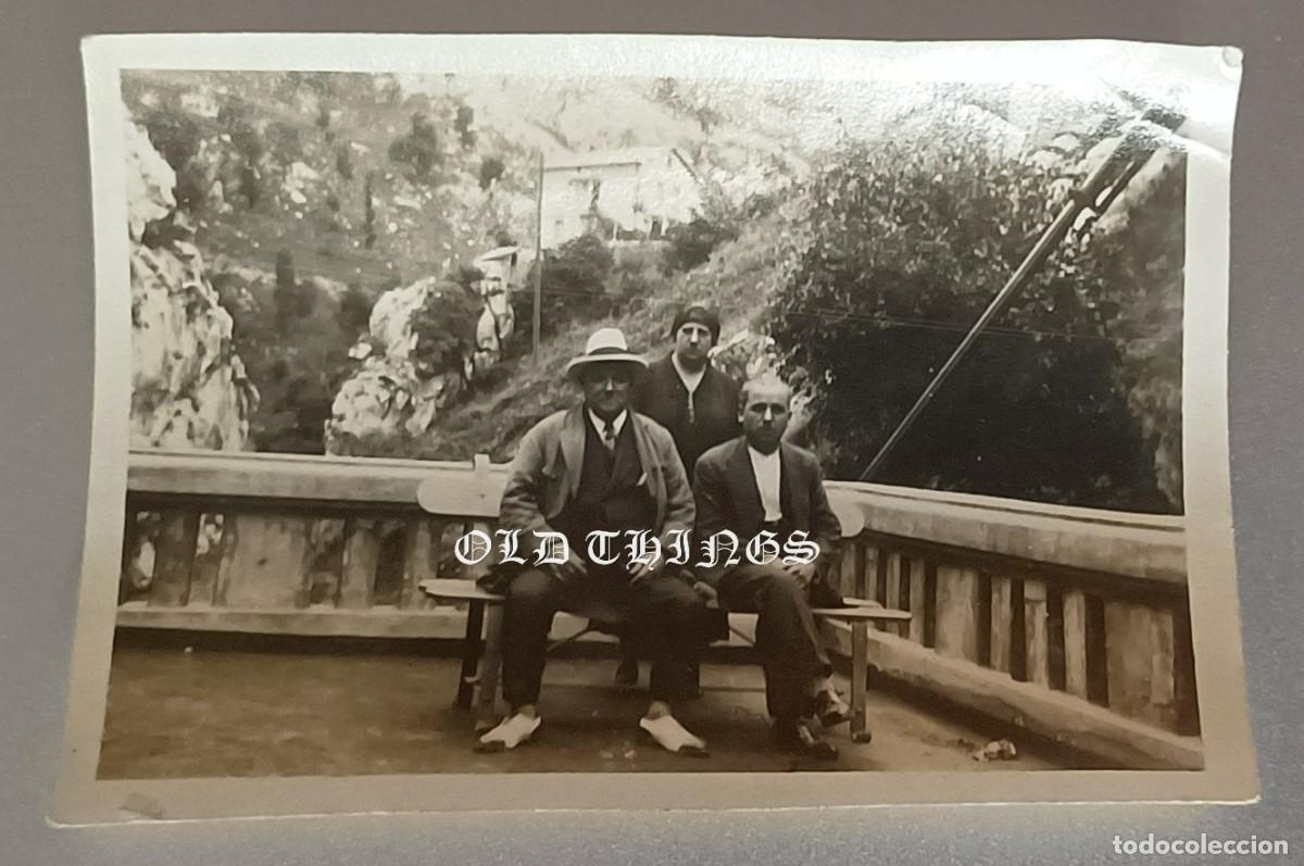 Postales: FOTOGRAFIA DE CABRALES, ASTURIAS, MIDE 8,5 X 6 CMS.