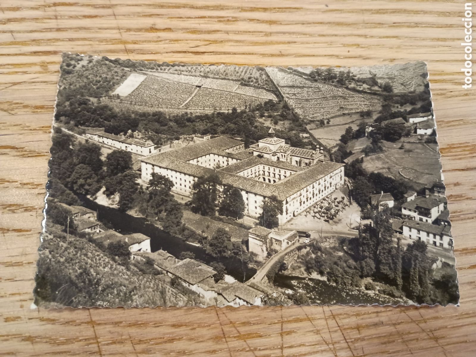 Postales: CANGAS DEL NARCEA - MONASTERIO DE SAN JUAN BAUTISTA DE CORIAS - VISTA GENERAL - EDICIONES ARTIGOT