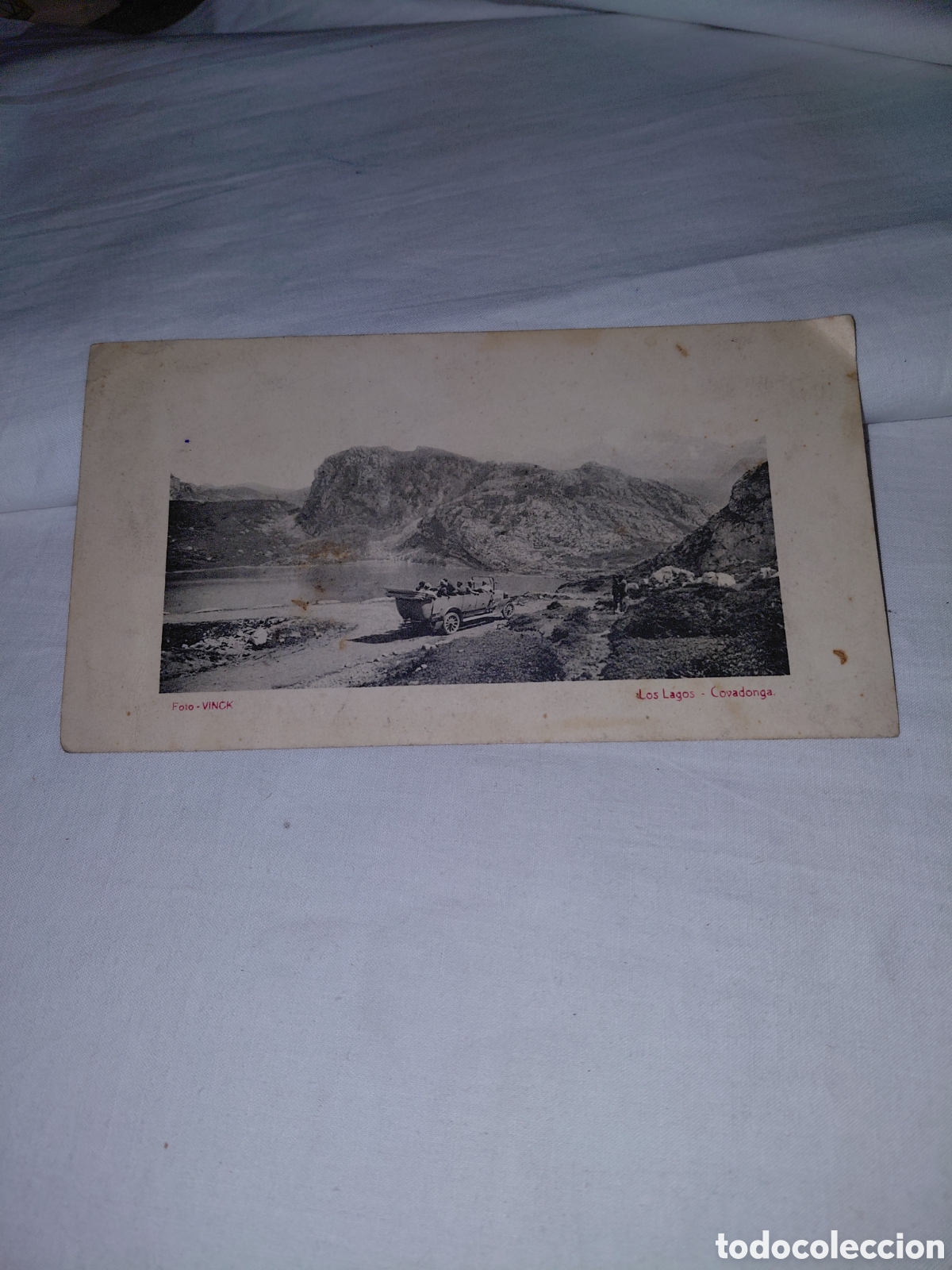 Postales: ANTIGUA POSTAL.LOS LAGOS-COVADONGA.FOTO VINCK.COCHE