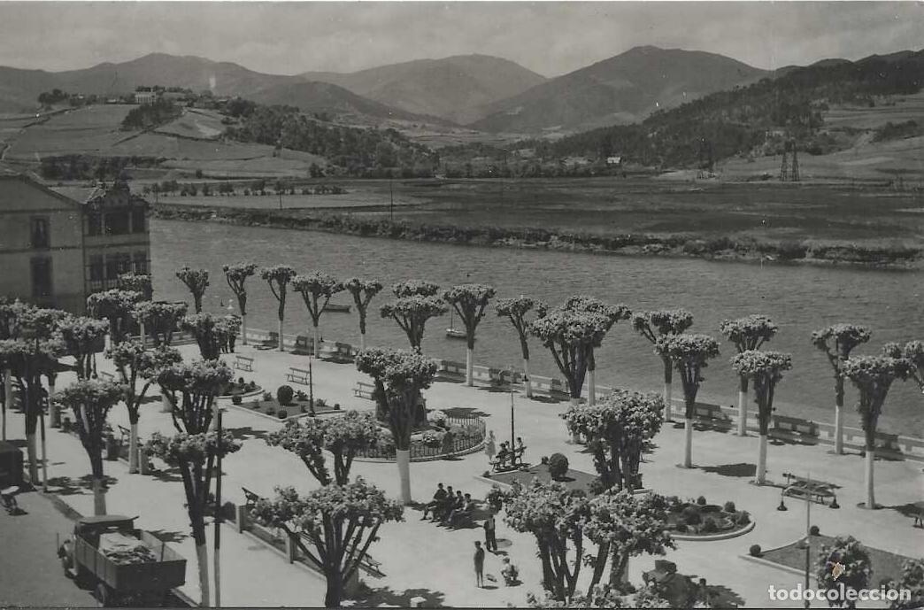 Postales: NAVIA (ASTURIAS) - PARQUE DE COMPOAMOR - - PAISAJE DE LA RIA - FOTO CASA FIGEROLA