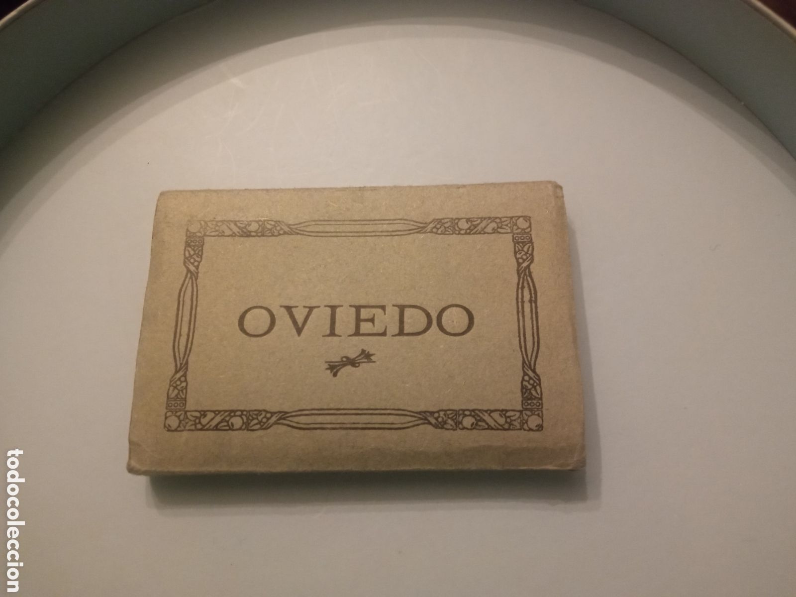 Postales: Antiguo acorde&oacute;n con 16 fotograf&iacute;as de Oviedo, miden 91x60mm