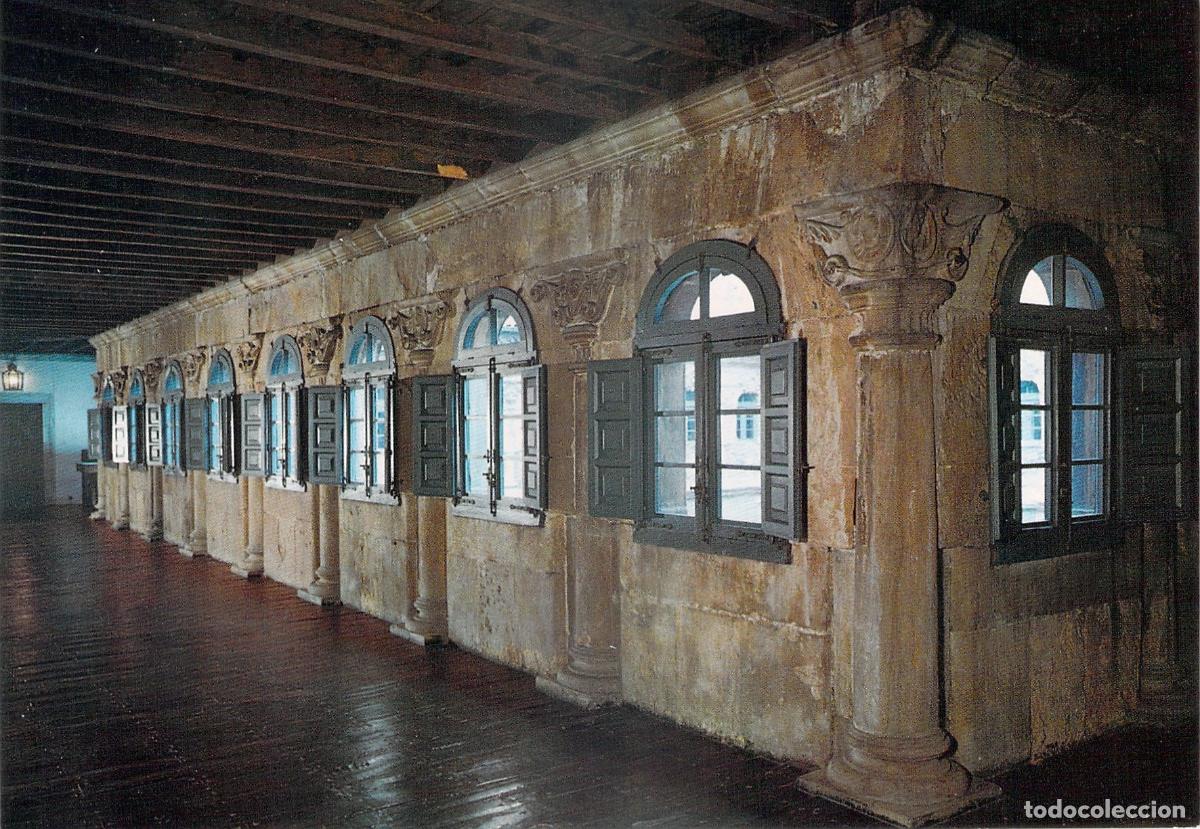 Postales: Postal de Oviedo, Claustro del Museo Arqueol&oacute;gico Provincial