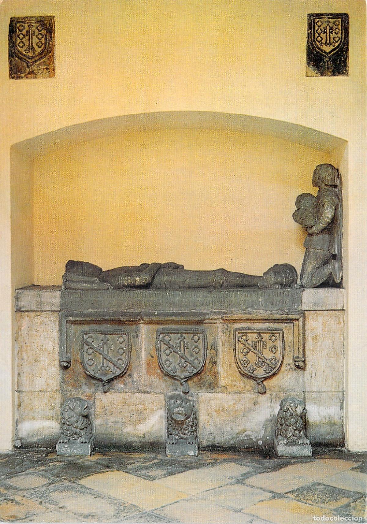 Postales: Postal del Museo Arqueol&oacute;gico de Oviedo, Sarc&oacute;fago de Gonzalo Bernaldo de Quir&oacute;s